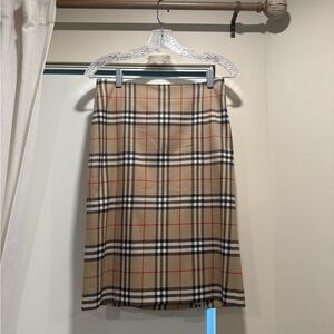 Burberry skirt